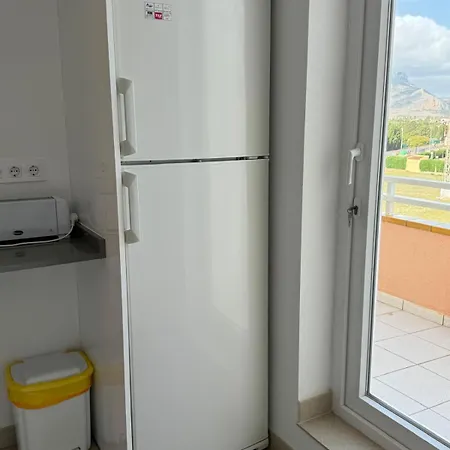 ático En Urb Bahía De De Vacaciones Mar Por Medio Appartamento Dénia